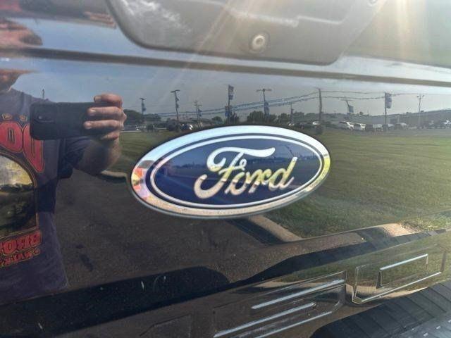 Ford F-150 XLT 4WD 2019