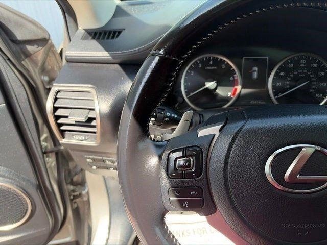 Lexus NX 300 Base AWD 2021
