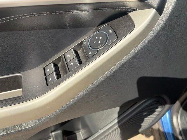 Ford Explorer XLT 4WD 2021