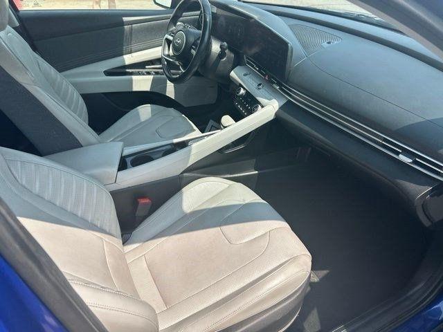 Hyundai Elantra Limited 2023
