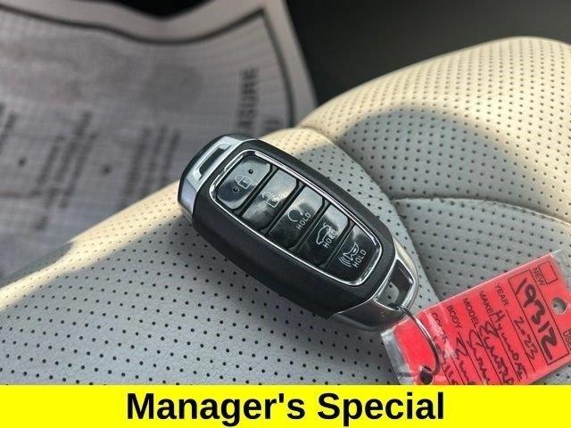 Hyundai Elantra Limited 2023