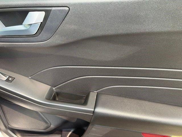 Ford Escape Plug-in Hybrid SEL 2022