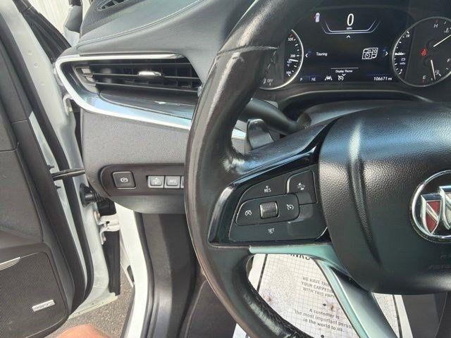 Buick Enclave  2022