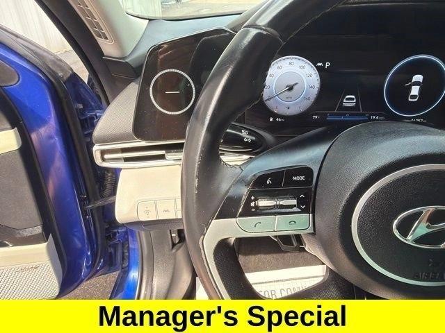 Hyundai Elantra Limited 2023
