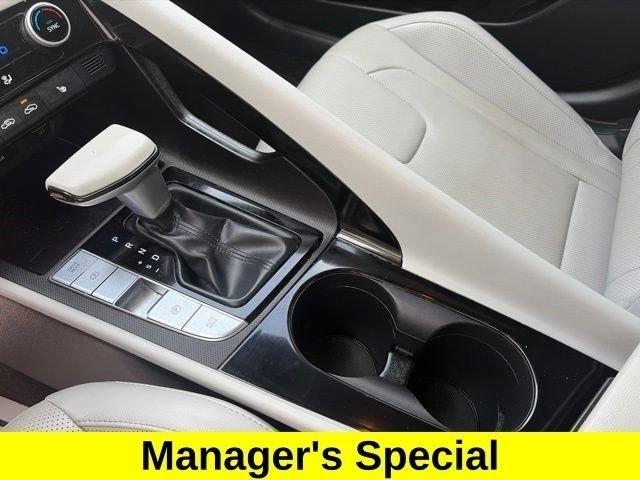 Hyundai Elantra Limited 2023