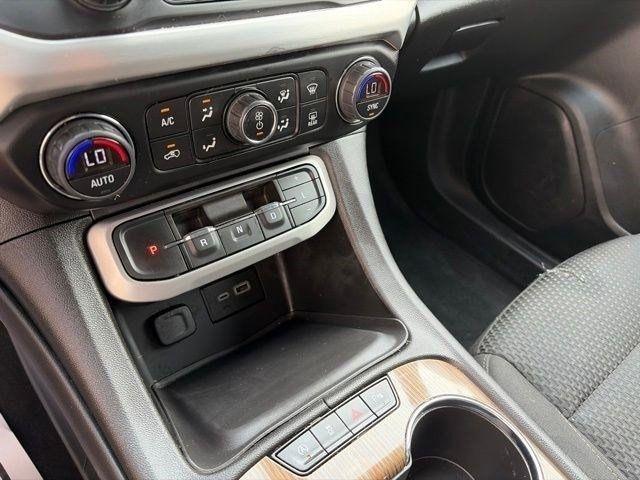 GMC Acadia SLE 2023