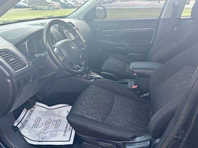 Mitsubishi Outlander Sport 2.0 ES 4WD 2024