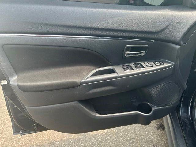 Mitsubishi Outlander Sport 2.0 ES 4WD 2024