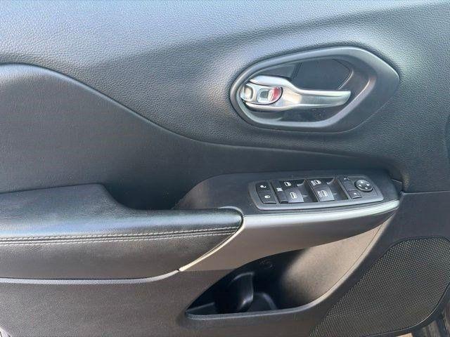 Jeep Cherokee Latitude Plus 4WD 2020