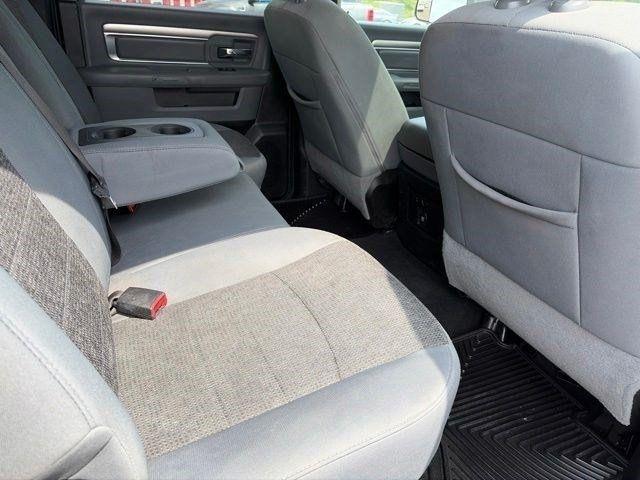 RAM 1500 Classic Tradesman Crew Cab SWB 4WD 2019
