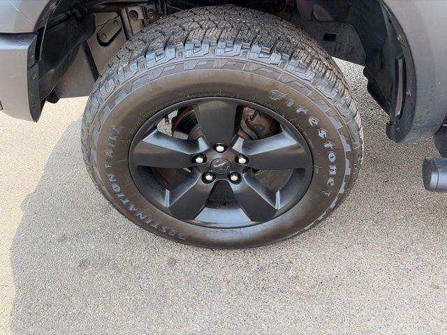 RAM 1500 Classic Tradesman Crew Cab SWB 4WD 2019