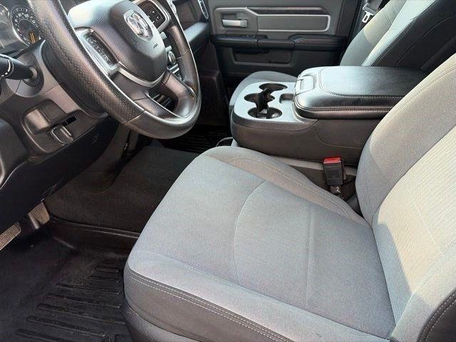 RAM 2500 Tradesman Crew Cab SWB 4WD 2021