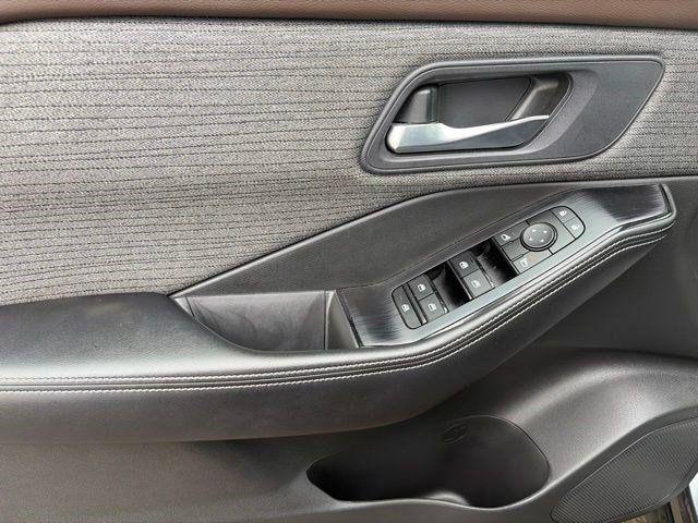 Nissan Rogue SV 2023