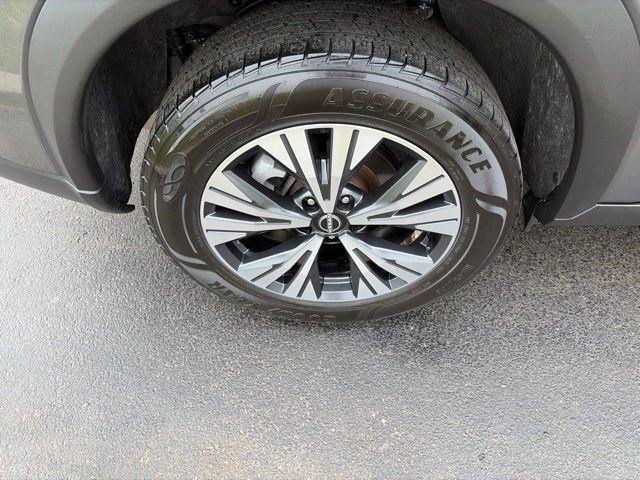Nissan Rogue SV 2023