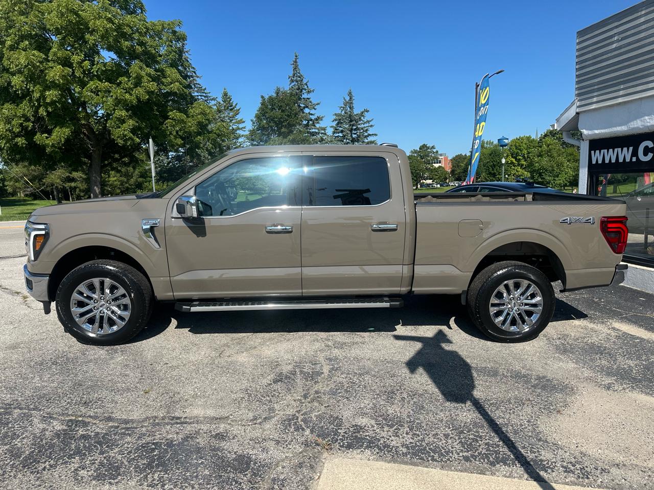 Ford F-150 Lariat SuperCrew 4WD 2026