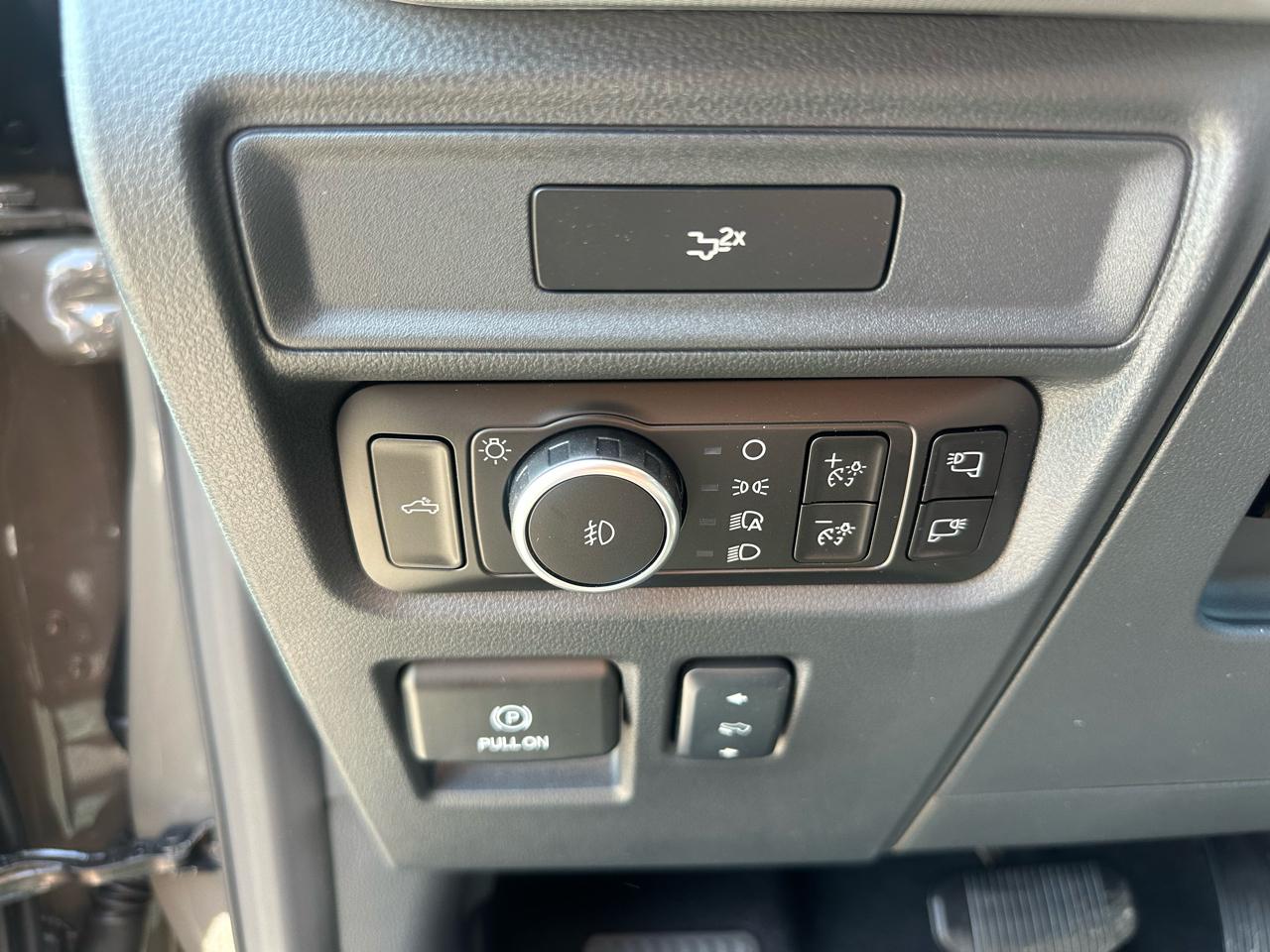 Ford F-150 Lariat SuperCrew 4WD 2026