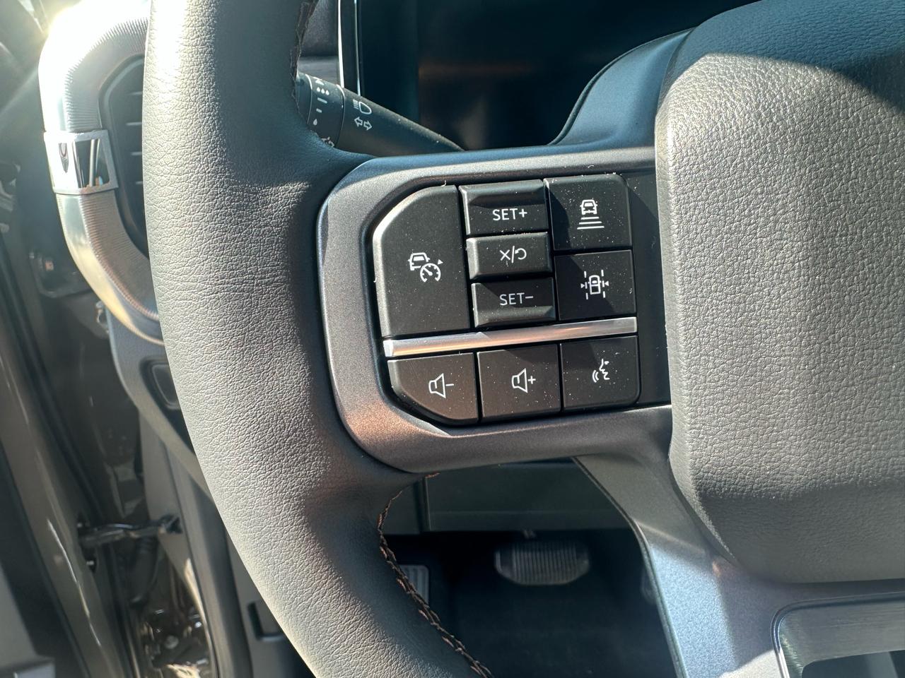 Ford F-150 Lariat SuperCrew 4WD 2026