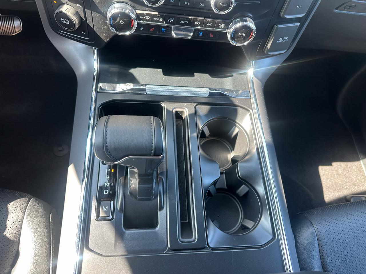 Ford F-150 Lariat SuperCrew 4WD 2026