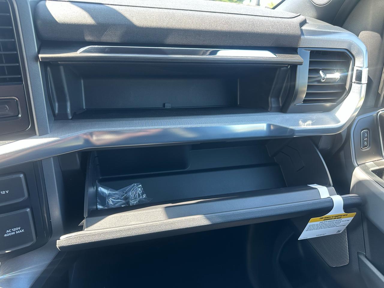 Ford F-150 Lariat SuperCrew 4WD 2026