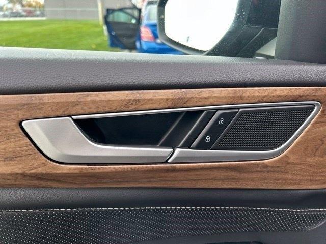 Volkswagen Atlas SE w/Technology 4MOTION 2024