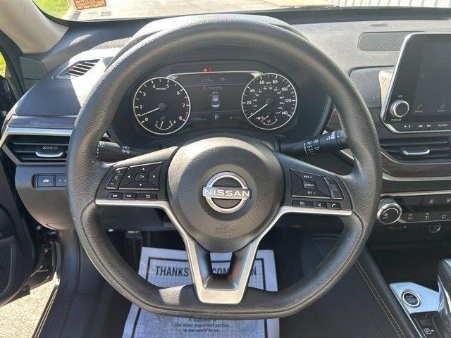 Nissan Altima 2.5 SV 2023