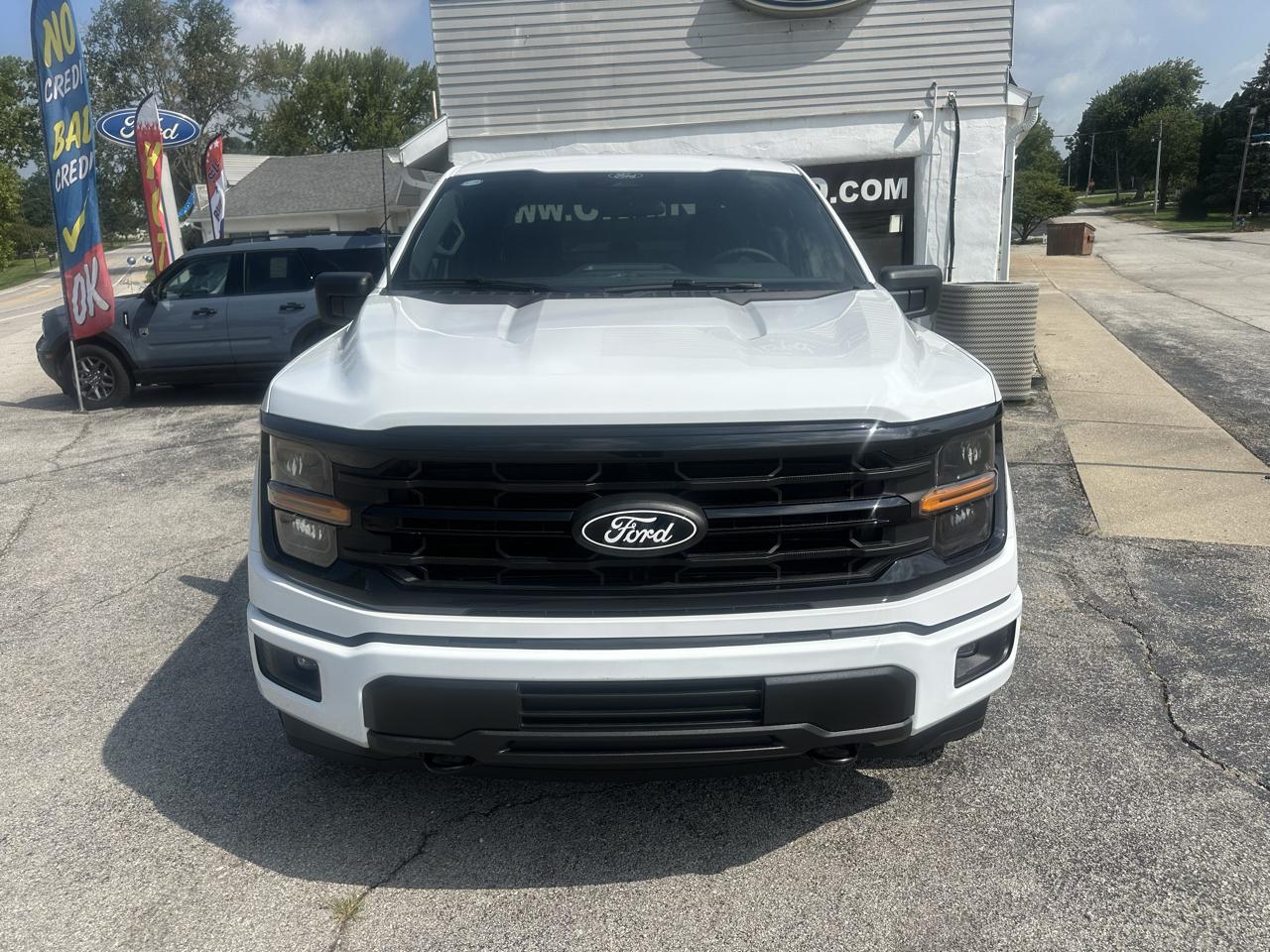 Ford F-150 XLT SuperCrew 4WD 2026