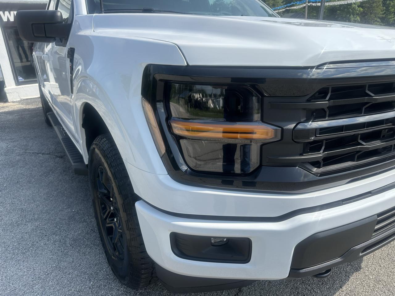 Ford F-150 XLT SuperCrew 4WD 2026