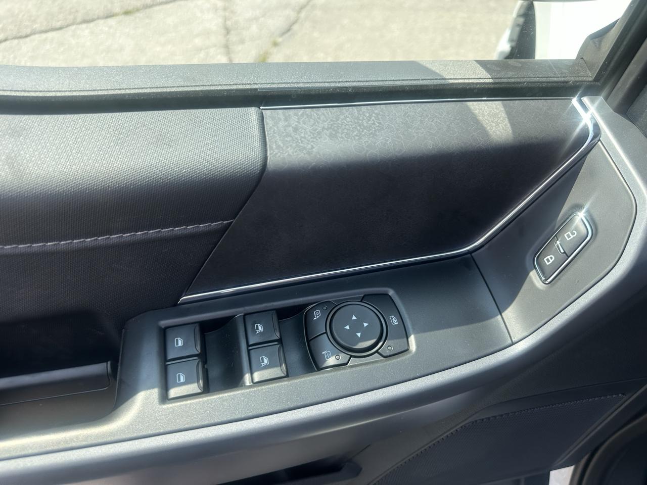 Ford F-150 XLT SuperCrew 4WD 2026
