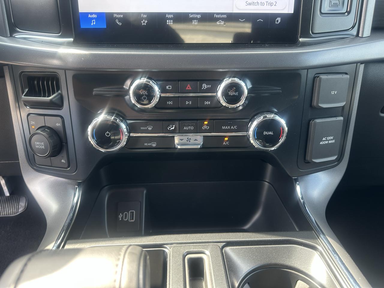 Ford F-150 XLT SuperCrew 4WD 2026