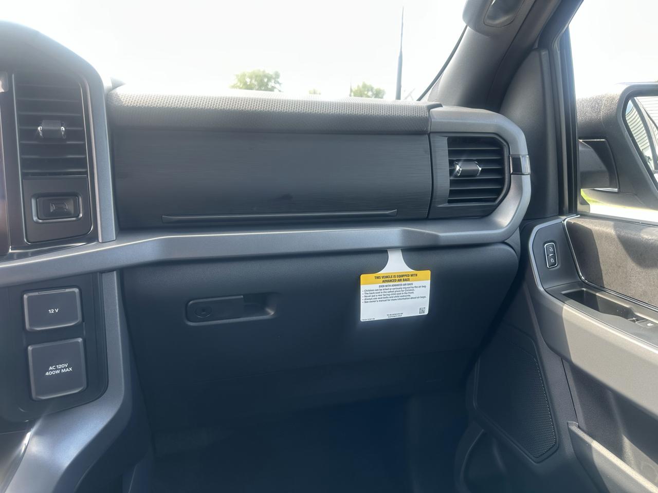 Ford F-150 XLT SuperCrew 4WD 2026