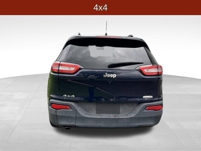 Jeep Cherokee Latitude 4WD 2016