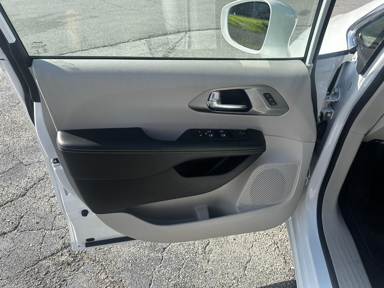 Chrysler Pacifica Touring-L 2022