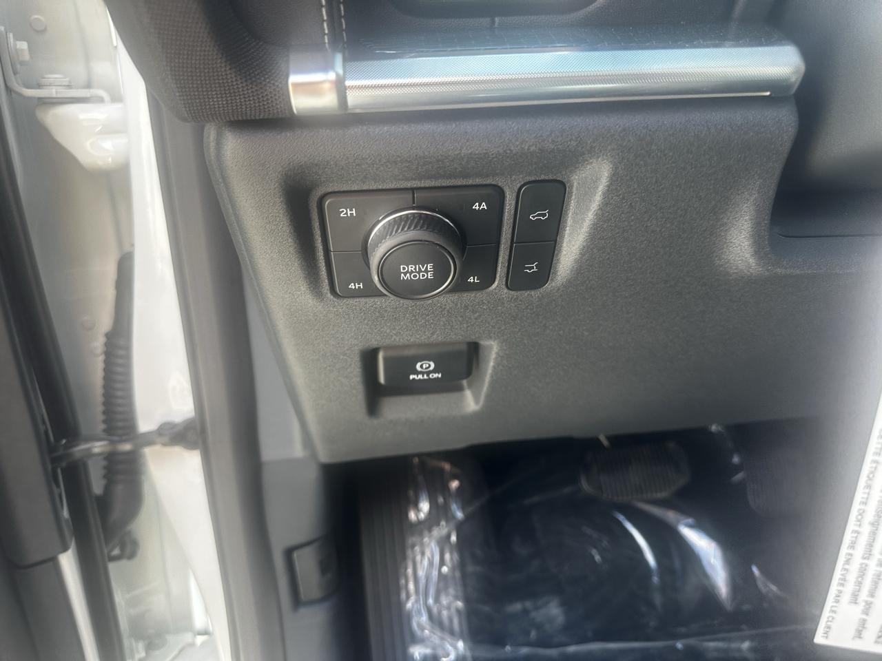 Ford Expedition MAX Platinum 4WD 2027
