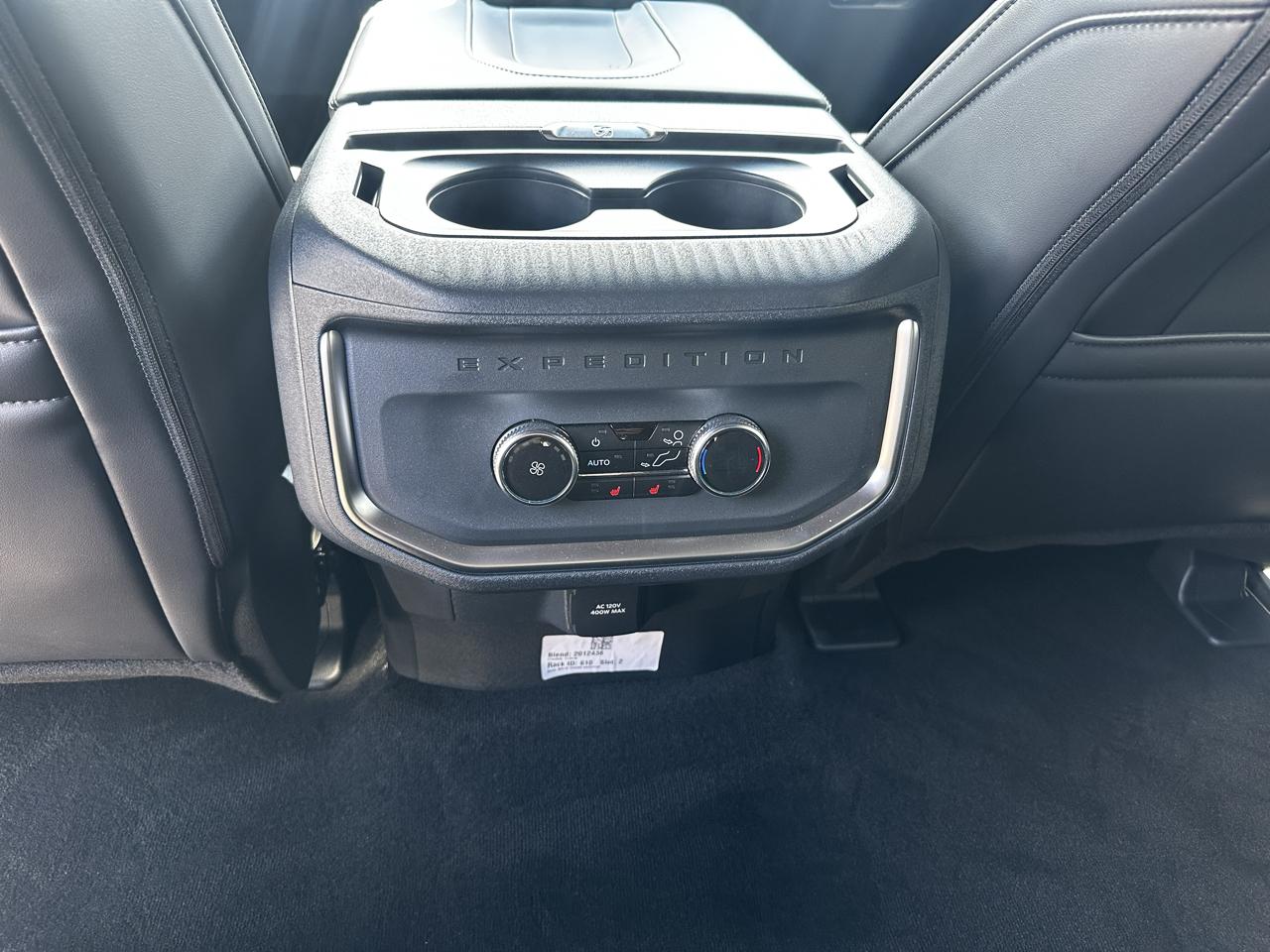 Ford Expedition MAX Platinum 4WD 2027