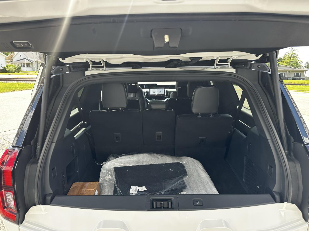 Ford Expedition MAX Platinum 4WD 2027