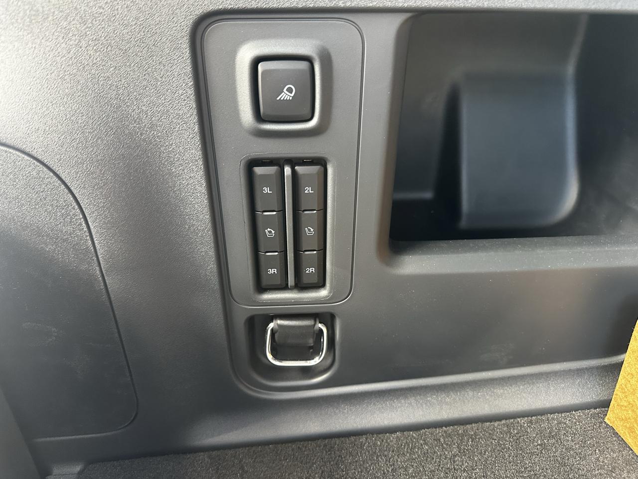 Ford Expedition MAX Platinum 4WD 2027