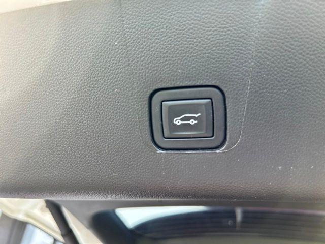 Chevrolet Traverse LT Cloth FWD 2023
