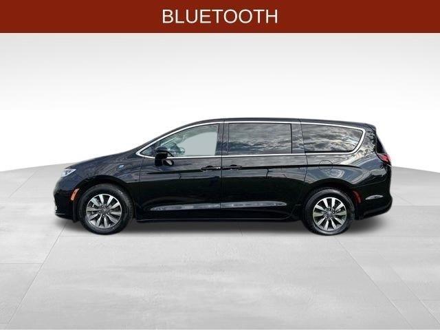 Chrysler Pacifica Hybrid Select 2024