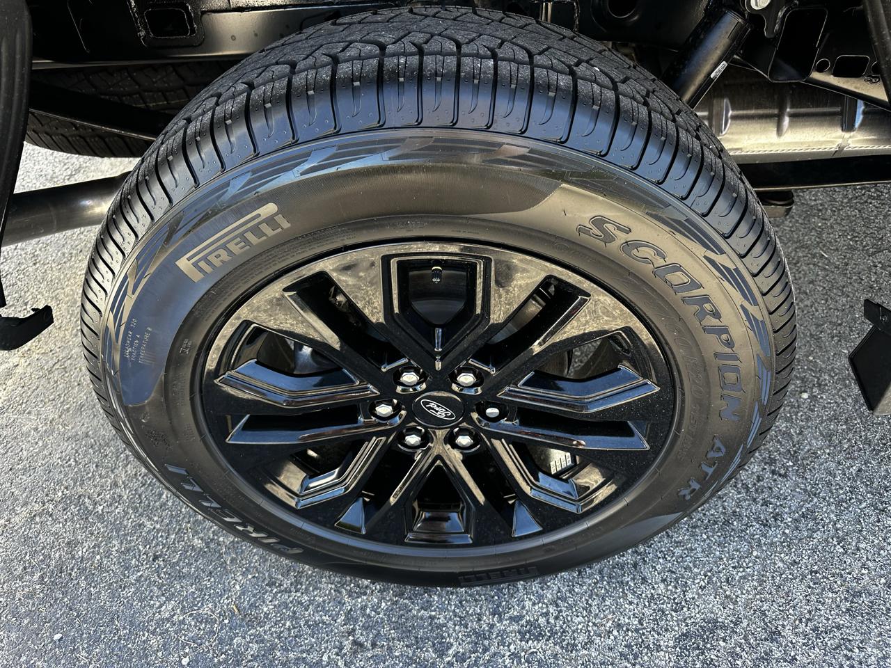 Ford F-150 XLT SuperCrew 4WD 2026