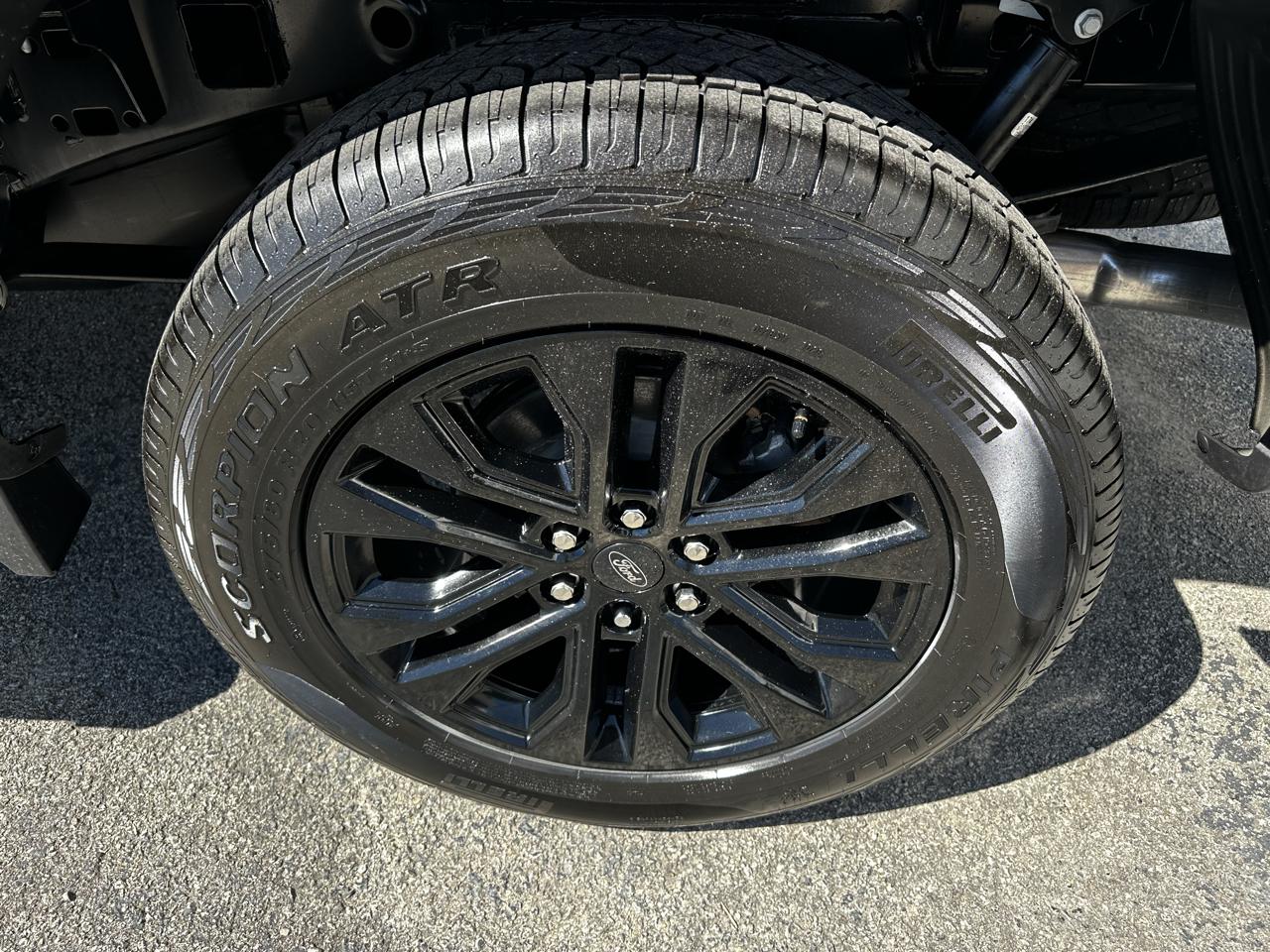 Ford F-150 XLT SuperCrew 4WD 2026