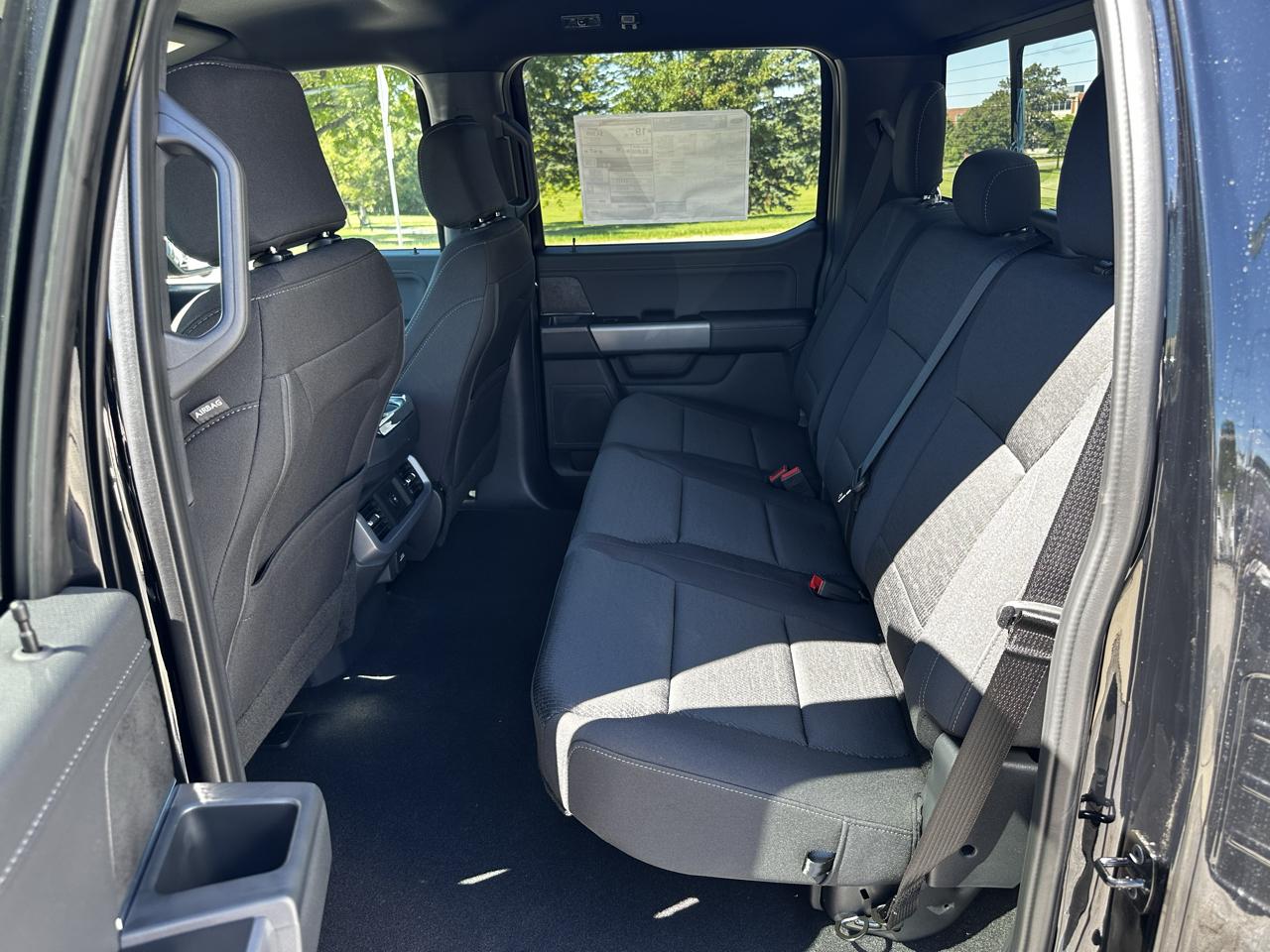 Ford F-150 XLT SuperCrew 4WD 2026