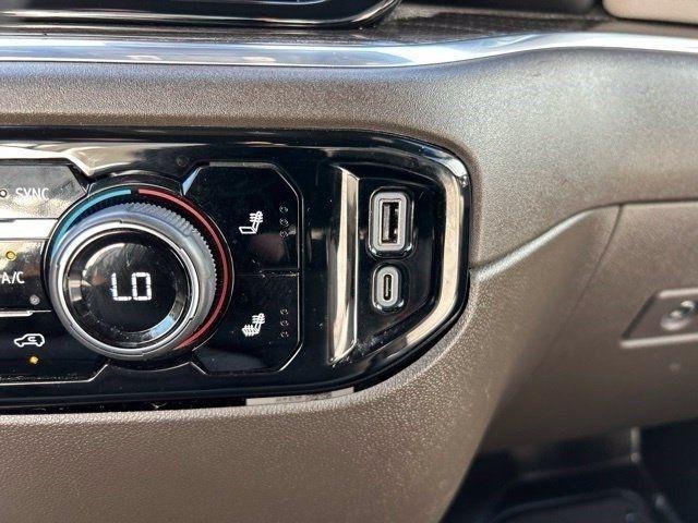 Chevrolet Silverado 1500 LT Crew Cab 4WD 2023