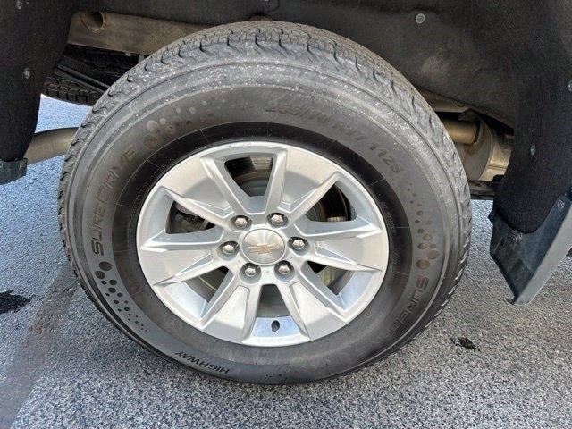 Chevrolet Silverado 1500 LT Crew Cab 4WD 2023