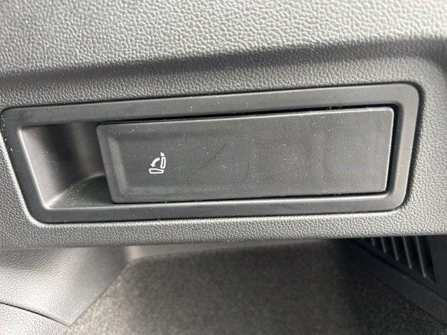 Volkswagen Tiguan FWD 4dr SE 2024