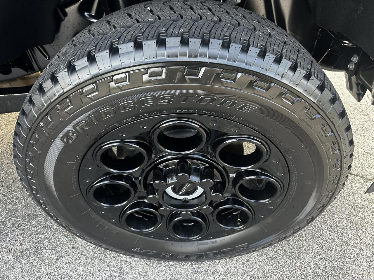 Ford F-250 SD XLT Crew Cab 4WD 2027