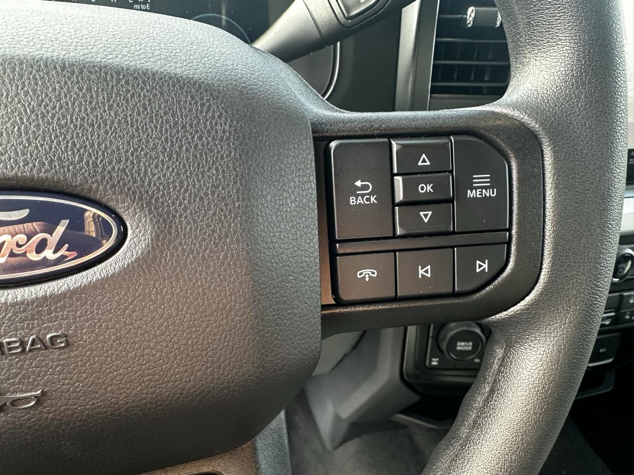 Ford F-250 SD XLT Crew Cab 4WD 2027
