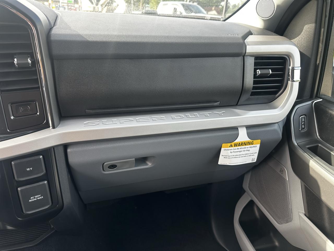 Ford F-250 SD XLT Crew Cab 4WD 2027