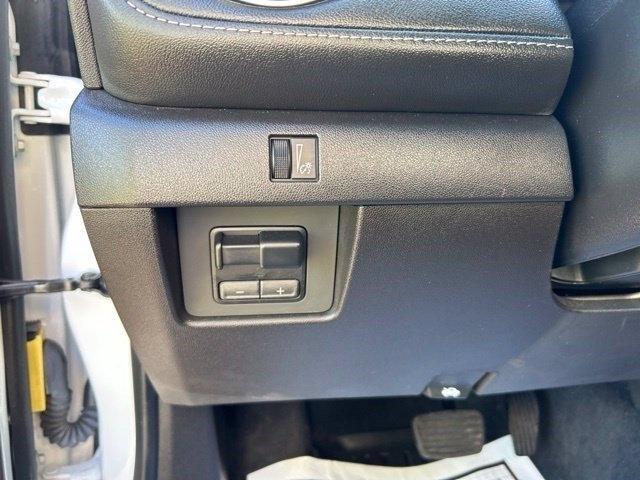 Chevrolet Colorado LT Crew Cab 2WD 2024