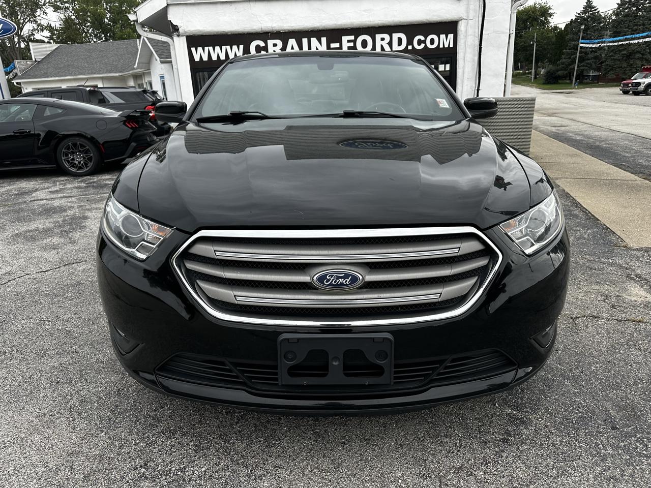 Ford Taurus SEL FWD 2018