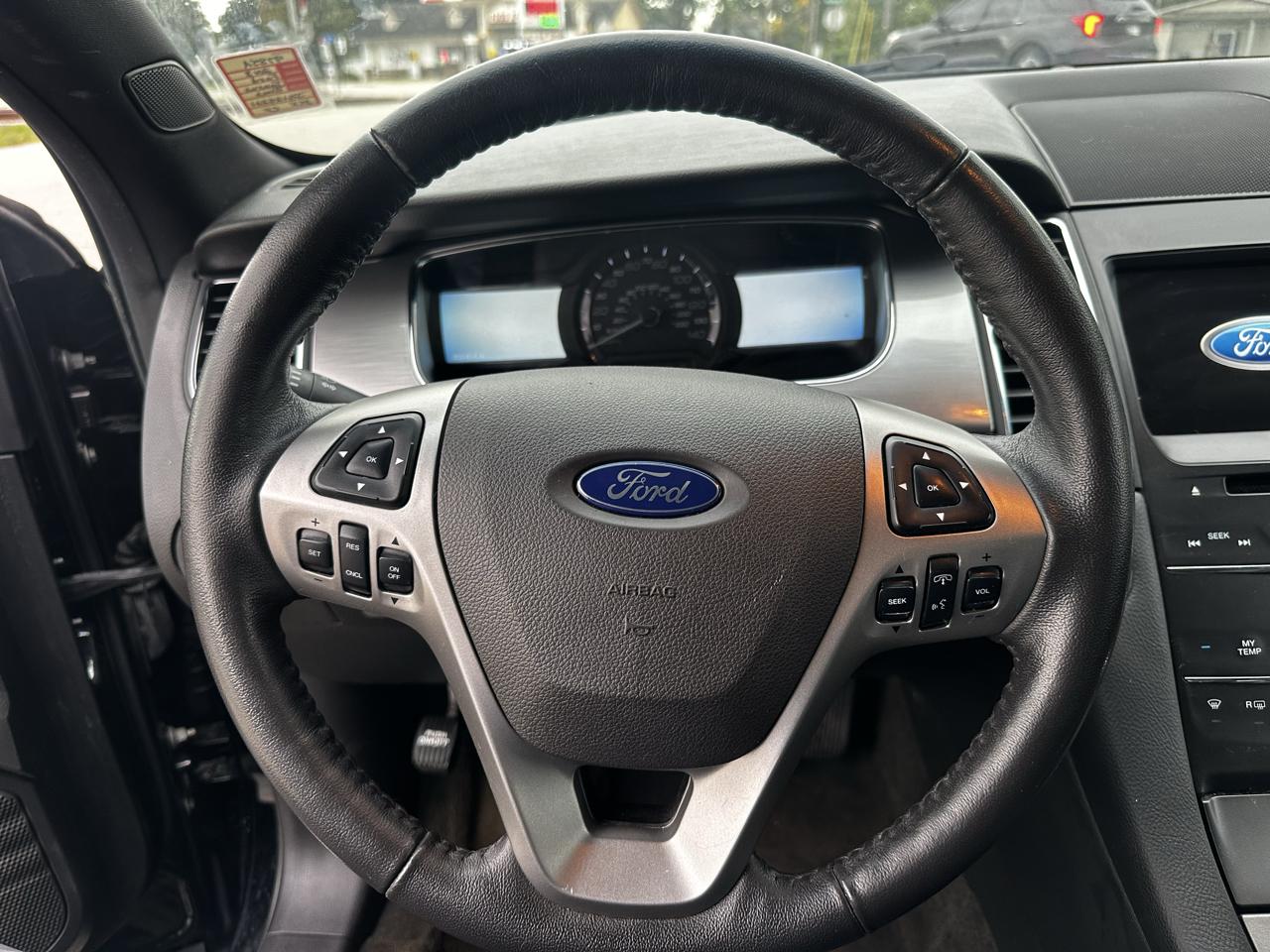 Ford Taurus SEL FWD 2018